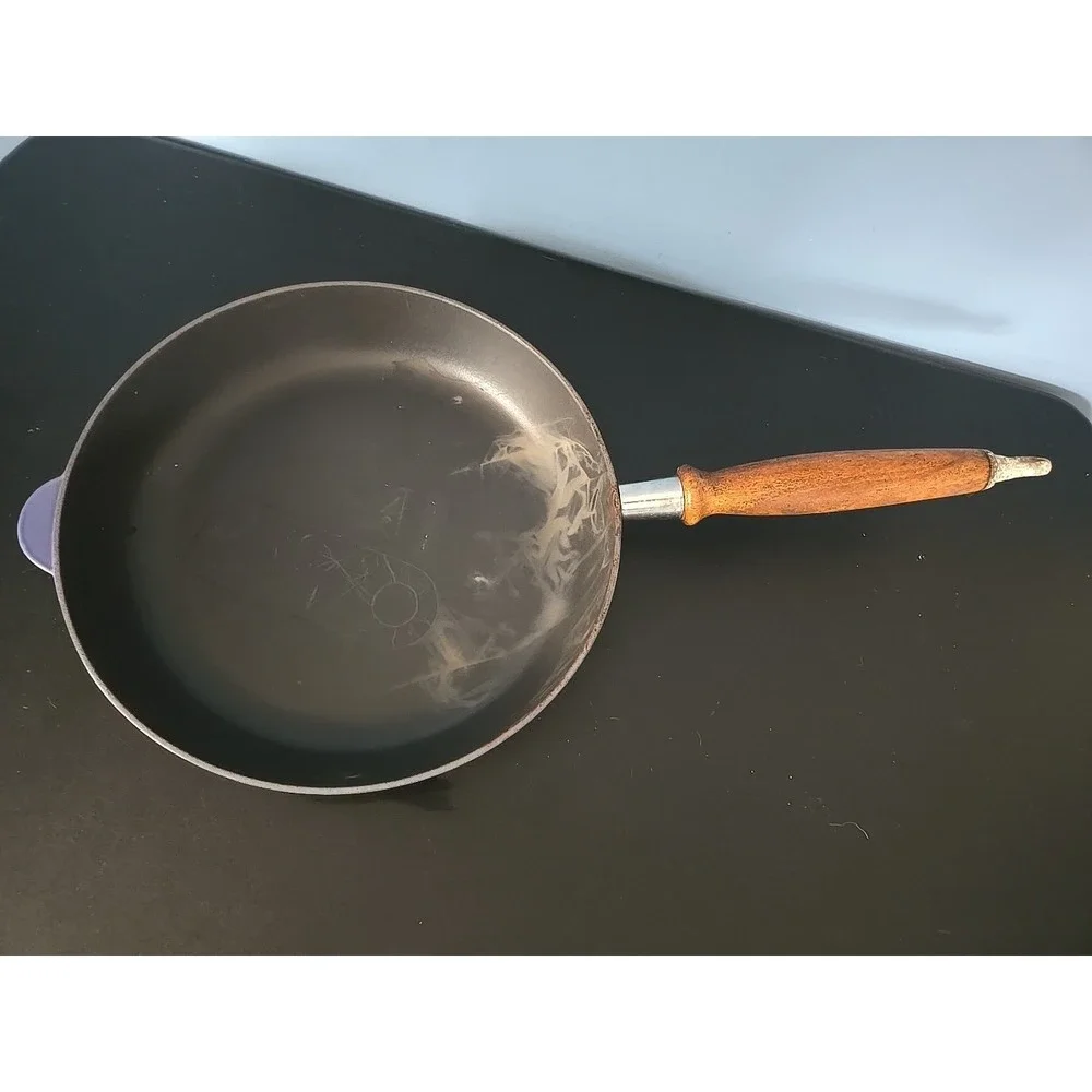 Vintage Le Creuset France #28 Skillet Wood Handle Collectible Blue Cast Iron 11